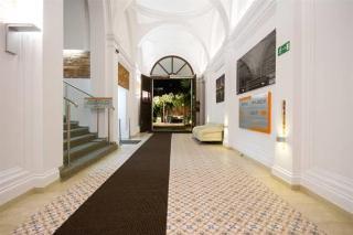Hotel Dikul Market Square 3*